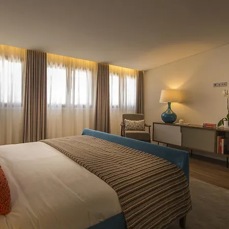 Somewhere - Πανσιόν