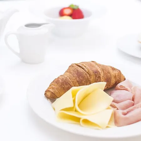 Somewhere - Πανσιόν 4*