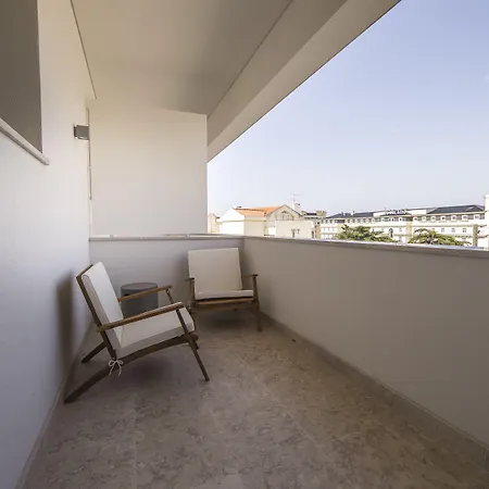 Somewhere - 4* Εστορίλ