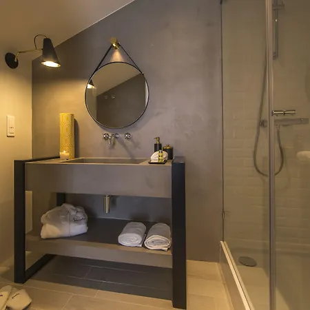 Somewhere - 4* Εστορίλ