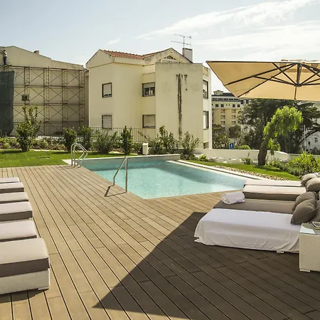 Somewhere - 4* Estoril