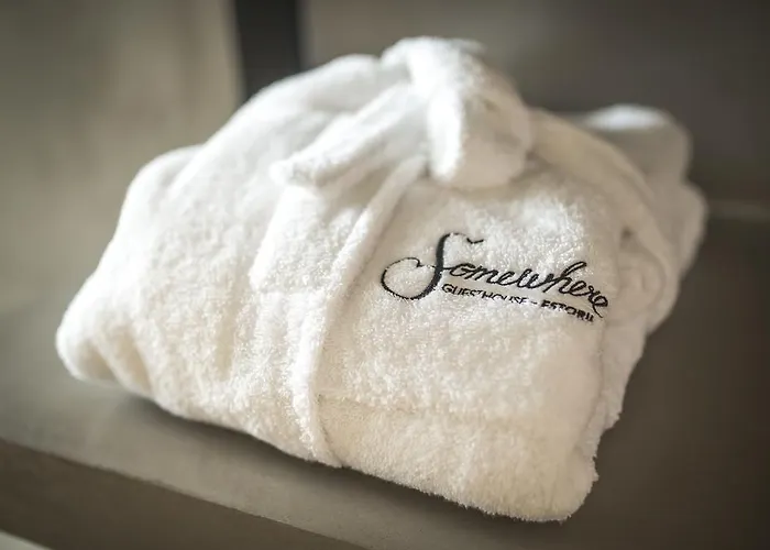 某处 - 埃斯托利尔旅馆 招待所 4*