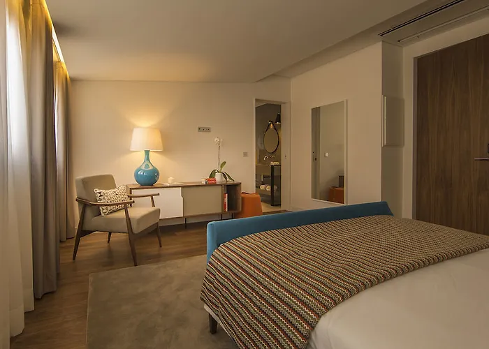 Somewhere - Gasthuis Estoril