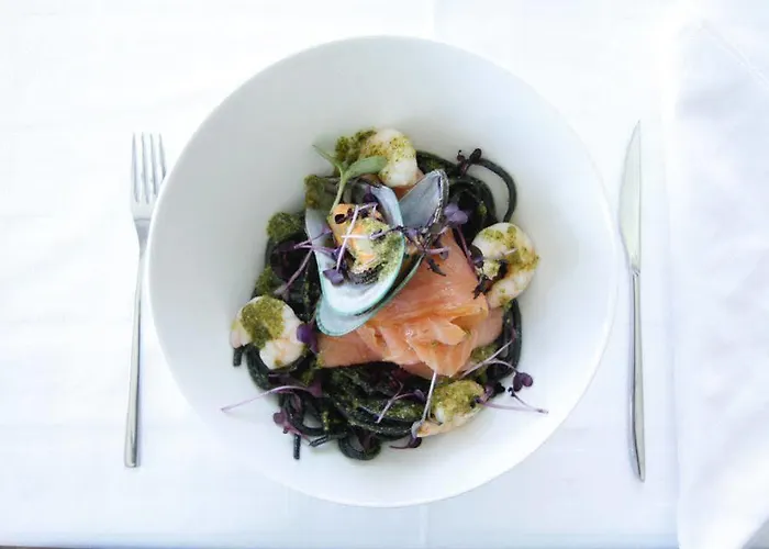 Somewhere - Gasthuis