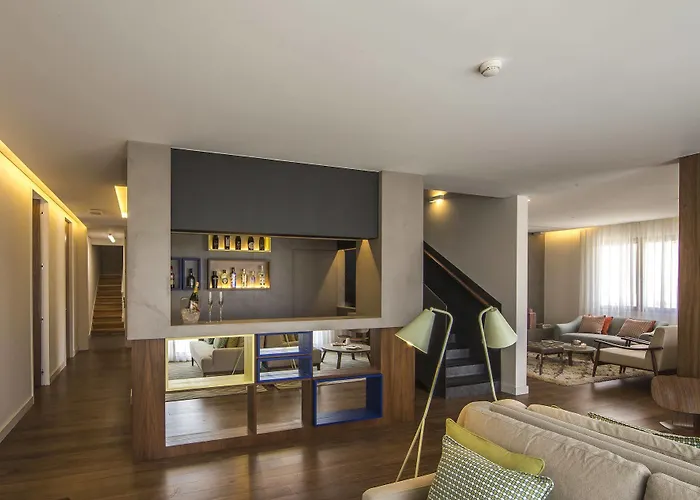 Gasthuis Somewhere - Estoril